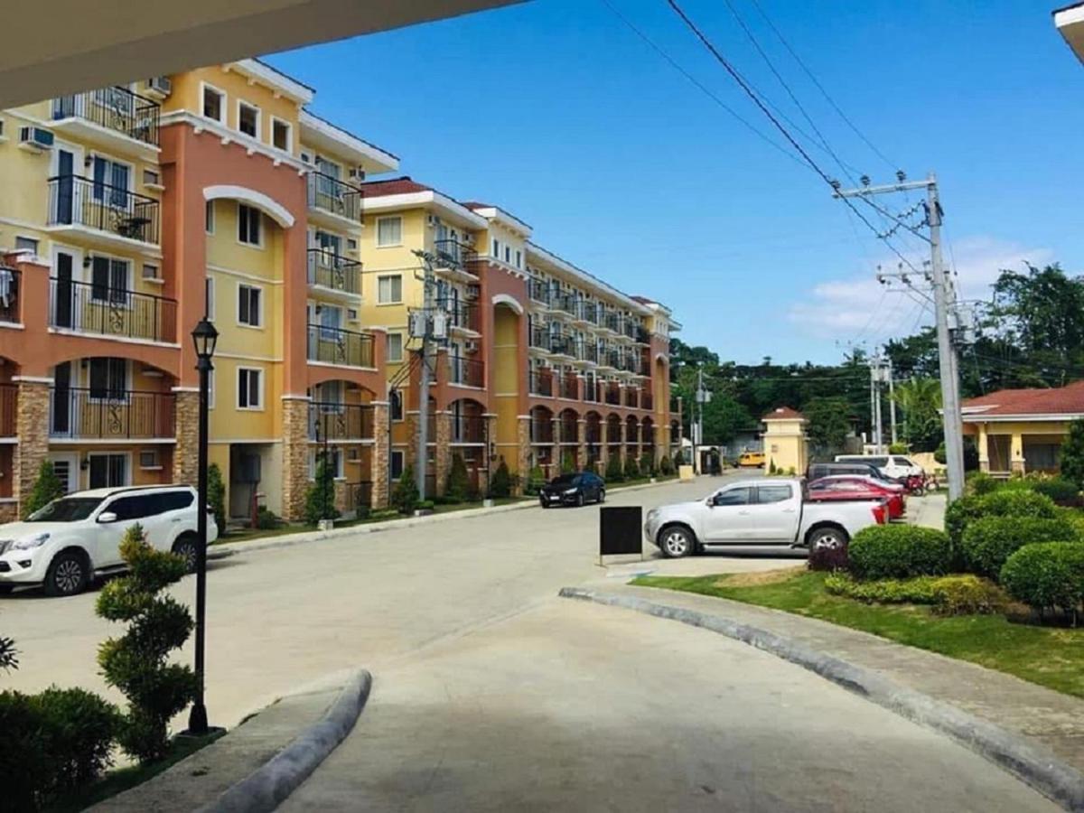 Spacious 1 Bedroom At Arezzo Place Davao With Pool,Wifi And Netflix Exterior photo